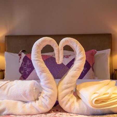 The Hare And Hounds Bed and Breakfast Fulbeck Buitenkant foto